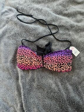 NWT bikini top from Ardene